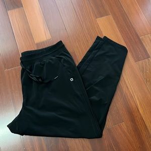 GAP•Gap Fit size L athletic ankle pants